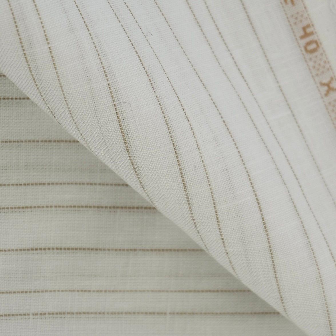 Linen Blend 40 Lea - Color: White Stripe - Width: 58 inches